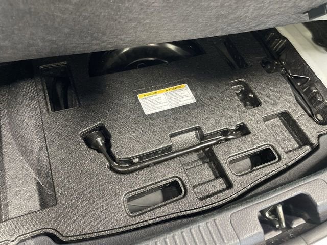 2023 Toyota Camry SE AWD