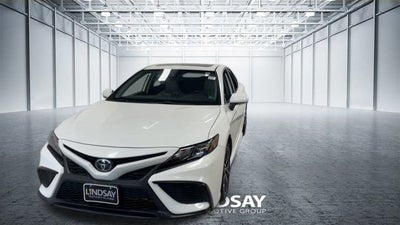 2023 Toyota Camry SE AWD