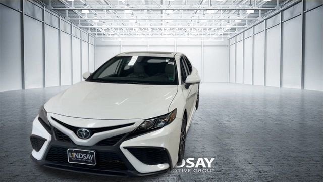2023 Toyota Camry SE AWD
