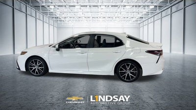 2023 Toyota Camry SE AWD