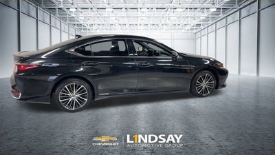 2022 Lexus ES 300h ES 300h