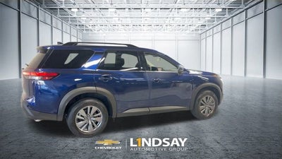 2025 Nissan Pathfinder SV 4WD