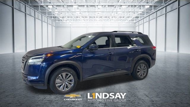 2025 Nissan Pathfinder SV 4WD