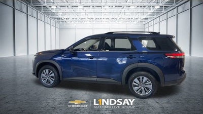 2025 Nissan Pathfinder SV 4WD