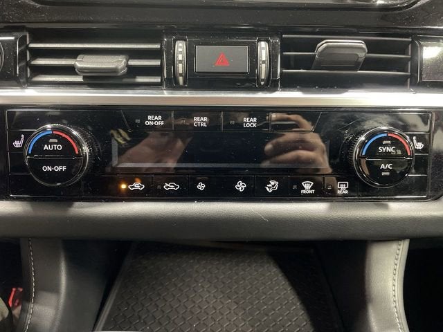 2022 Nissan Pathfinder SV 4WD