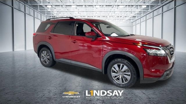 2022 Nissan Pathfinder SV 4WD