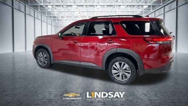 2022 Nissan Pathfinder SV 4WD