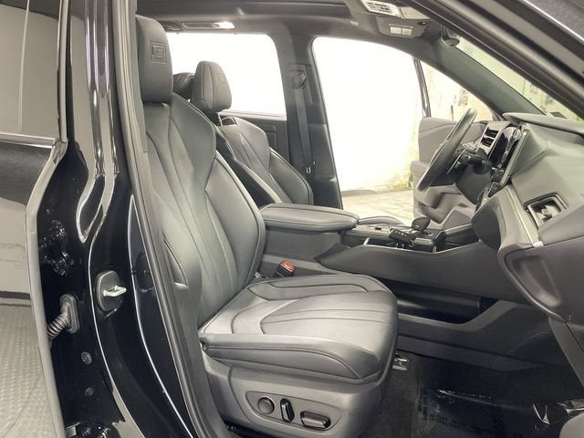 2026 Lexus TX 350 F SPORT Handling
