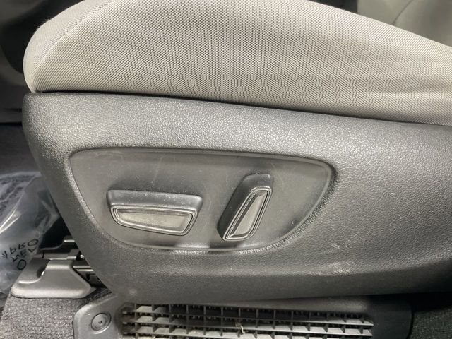 2022 Toyota Sienna LE