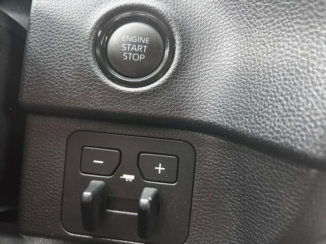 2026 Toyota Tundra SR5 CrewMax 5.5' Bed