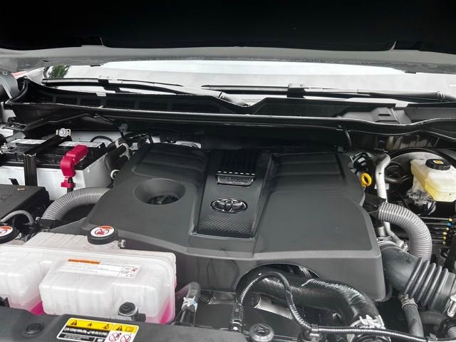 2026 Toyota Tundra SR5 CrewMax 5.5' Bed