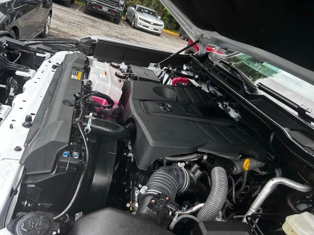 2026 Toyota Tundra SR5 CrewMax 5.5' Bed