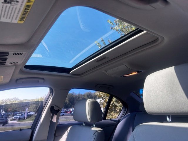 2011 BMW 328i 328i