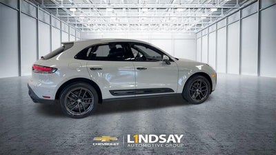 2023 Porsche Macan T