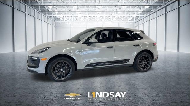2023 Porsche Macan T