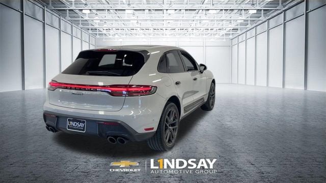 2023 Porsche Macan T