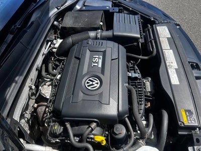 2016 Volkswagen Golf R 4-Door