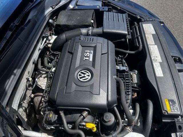 2016 Volkswagen Golf R 4-Door