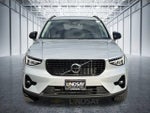 2023 Volvo XC40 B5 Plus Dark Theme