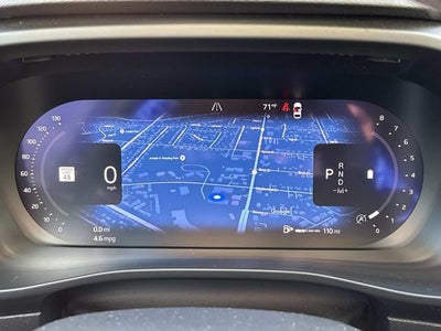 2023 Volvo XC40 B5 Plus Dark Theme