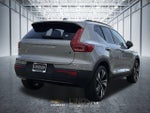 2023 Volvo XC40 B5 Plus Dark Theme
